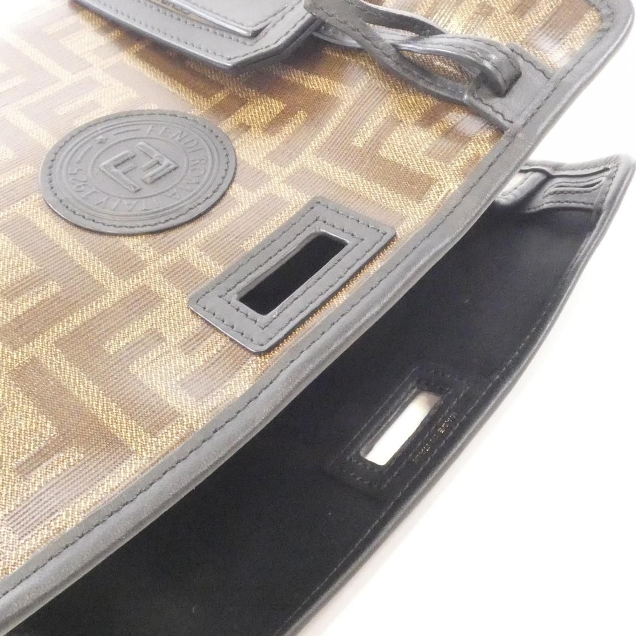 ピーカブー ディフェンダー