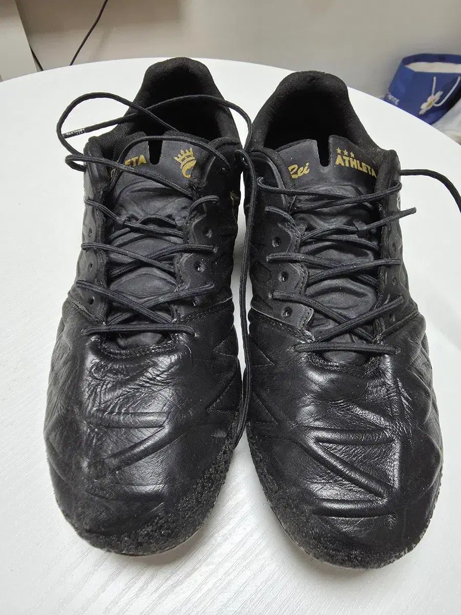 ATHLETA アスレタ T 6 ブラックGOLD サッカーシューズ