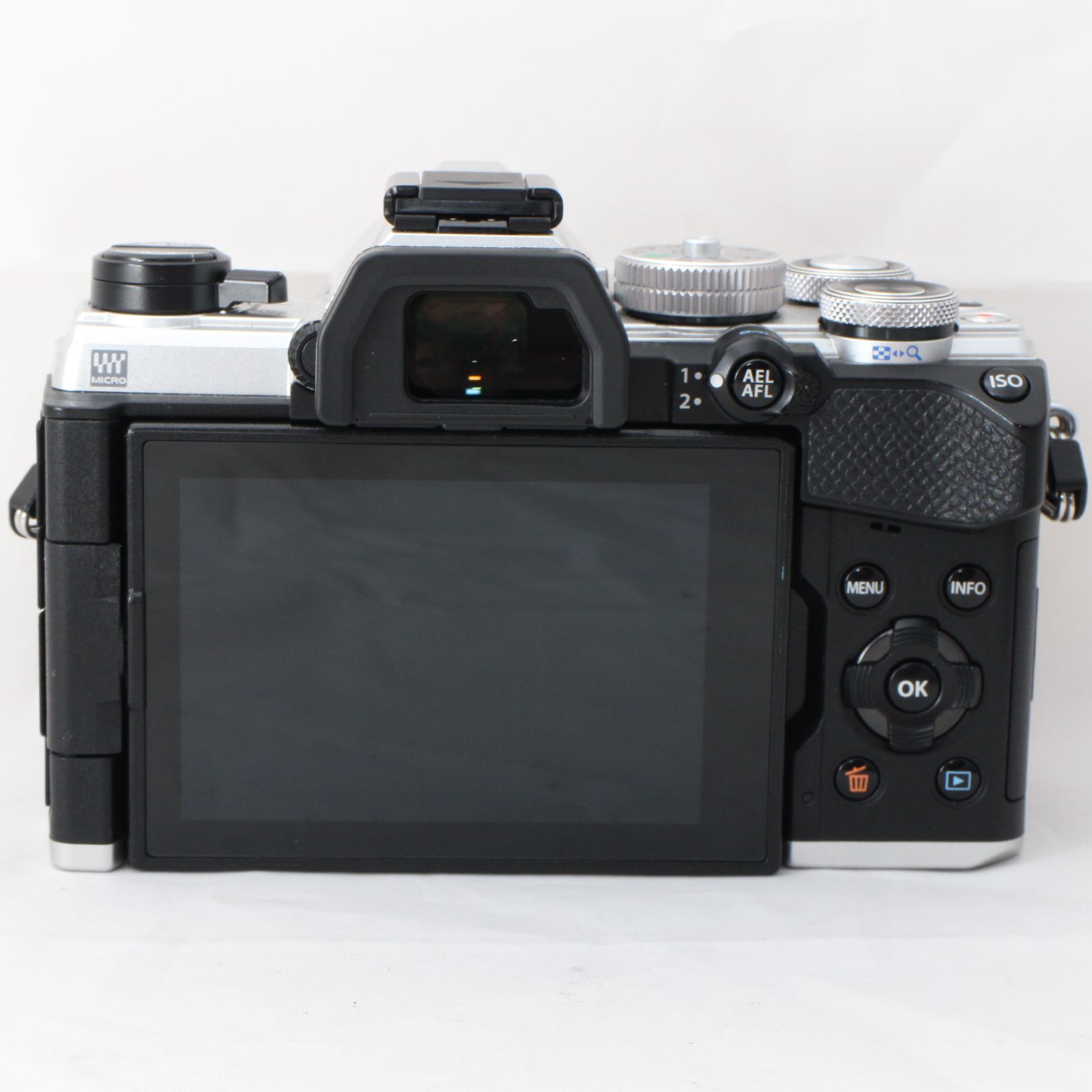 級 ショット数6105