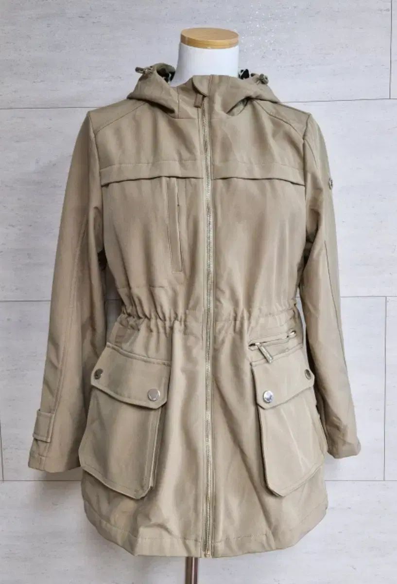 LBL ベージュ フーデッド マウンテンパーカー アウター 66