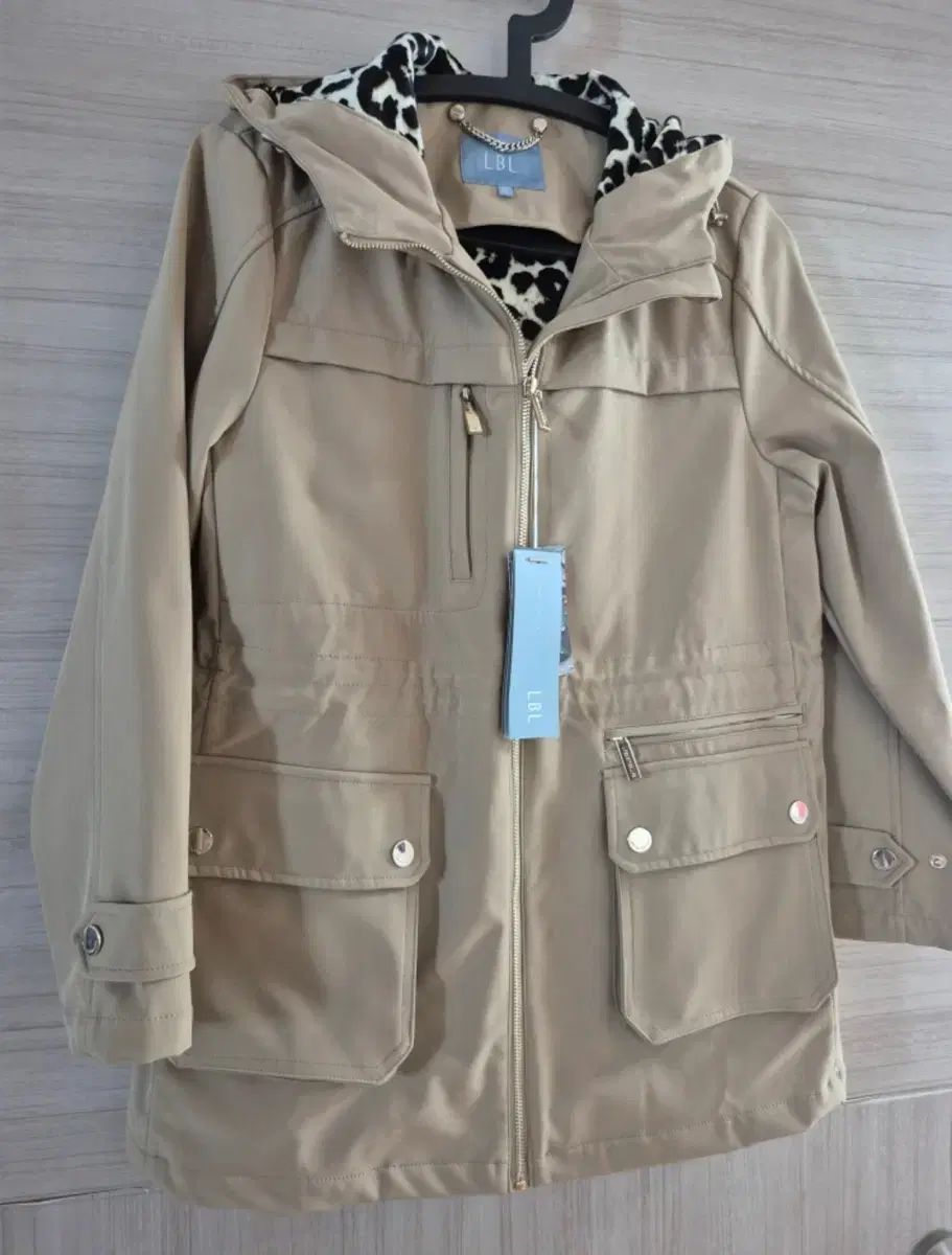 LBL ベージュ フーデッド マウンテンパーカー アウター 66
