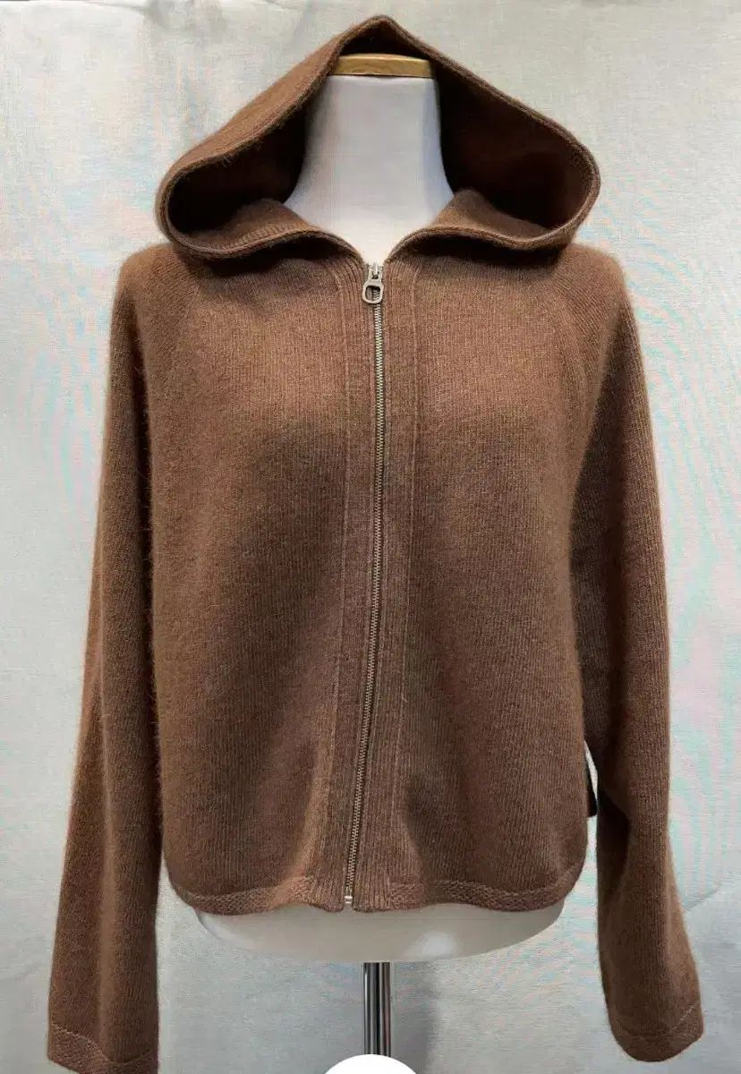 級 VOICE OF VOICES カシミア フードジップアップ