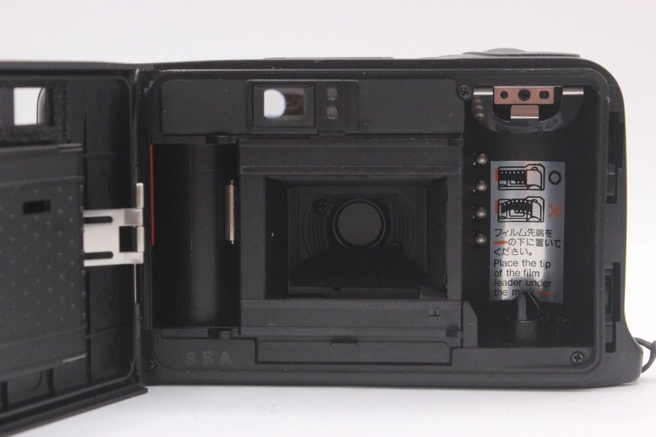  品 ヤシカ YASHICA T 4 Tessar 35 mm F 3 5 フィルムカメラ 8385 g RO 3571 コンパクトカメラ(フィルム) フィルムカメラ