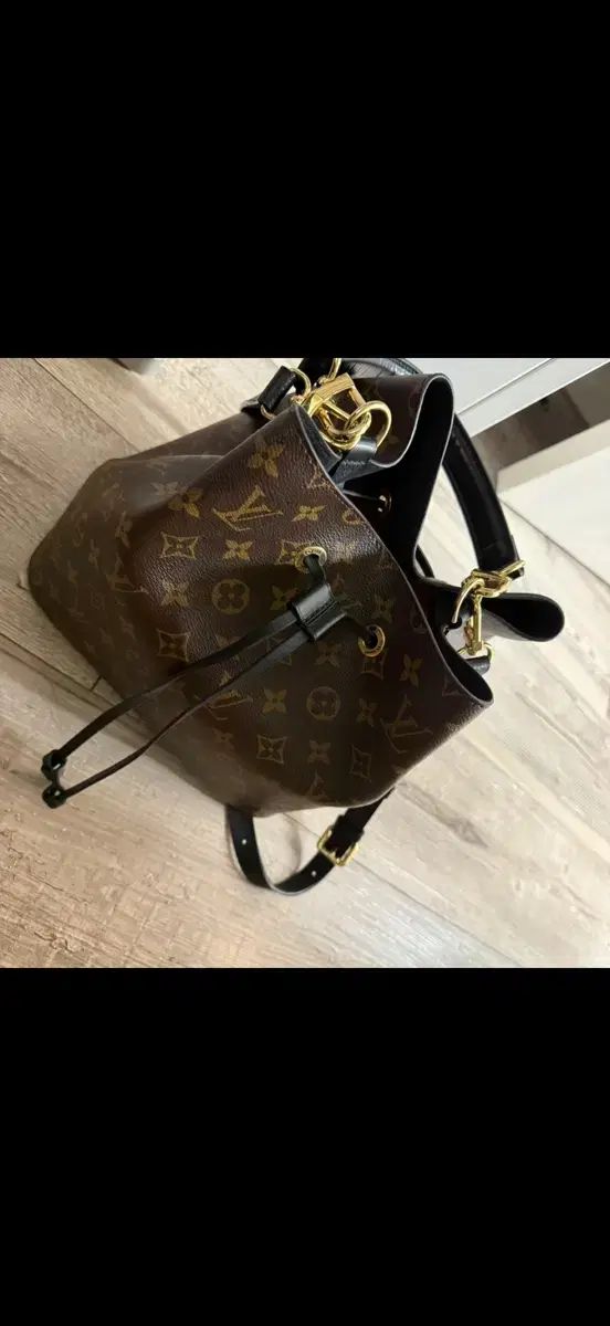 ルイヴィトン モノグラム ノエ ショルダーバッグ ミディアム