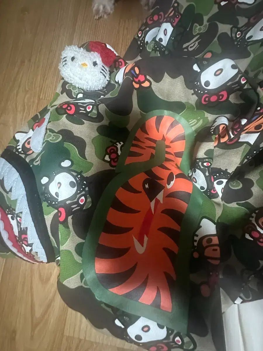  ハローキティ アベイシングエイプ パーカー トップス