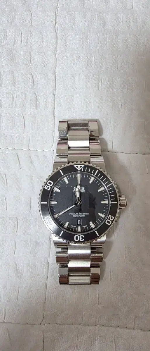 ORIS オリス 43 mm 黒文字盤