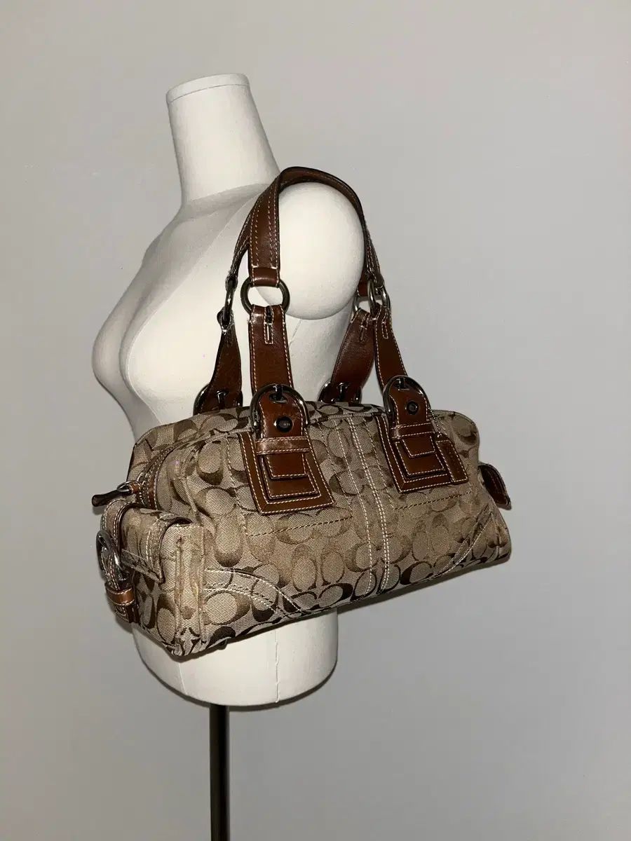 コーチ シグネチャー ブラウン ショルダーバッグ