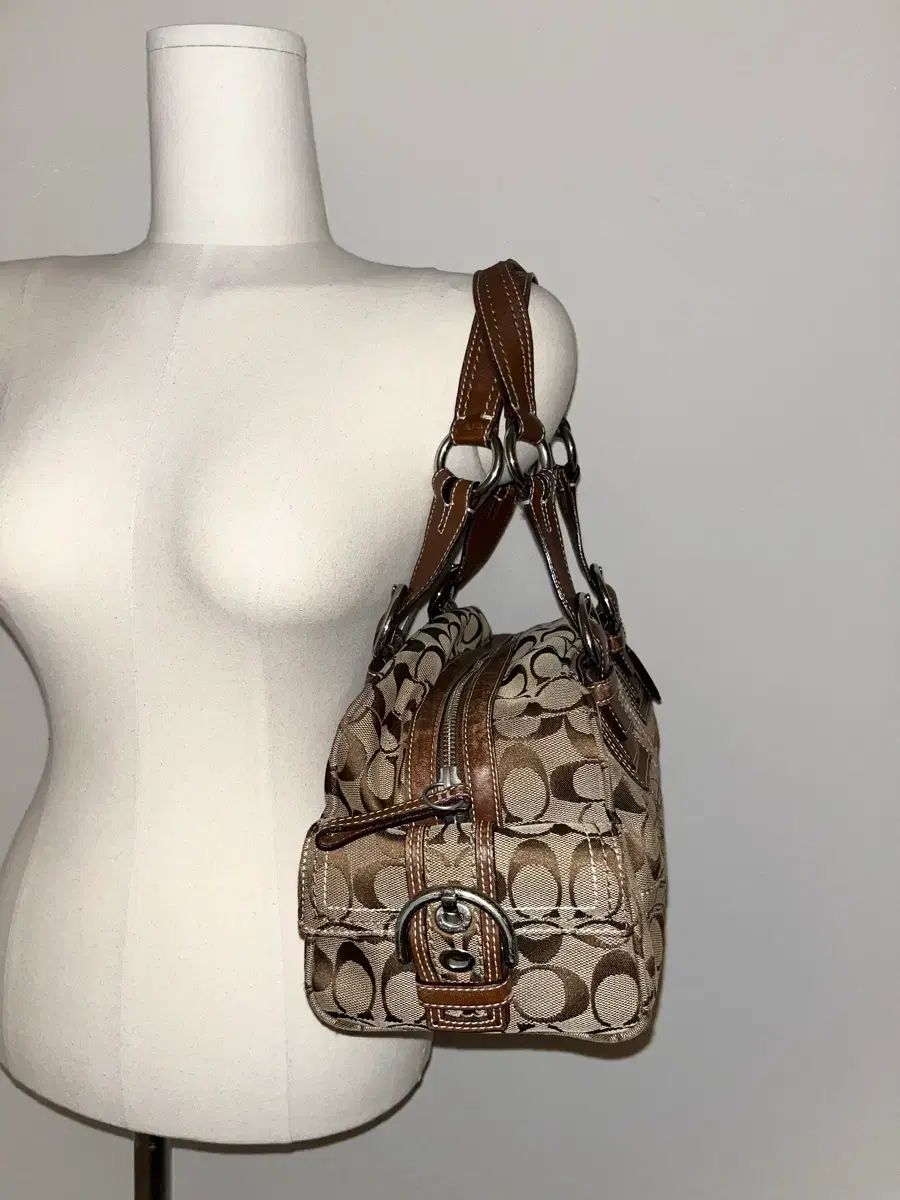  コーチ シグネチャー ブラウン ショルダーバッグ ショルダーバッグ ショルダーバッグ