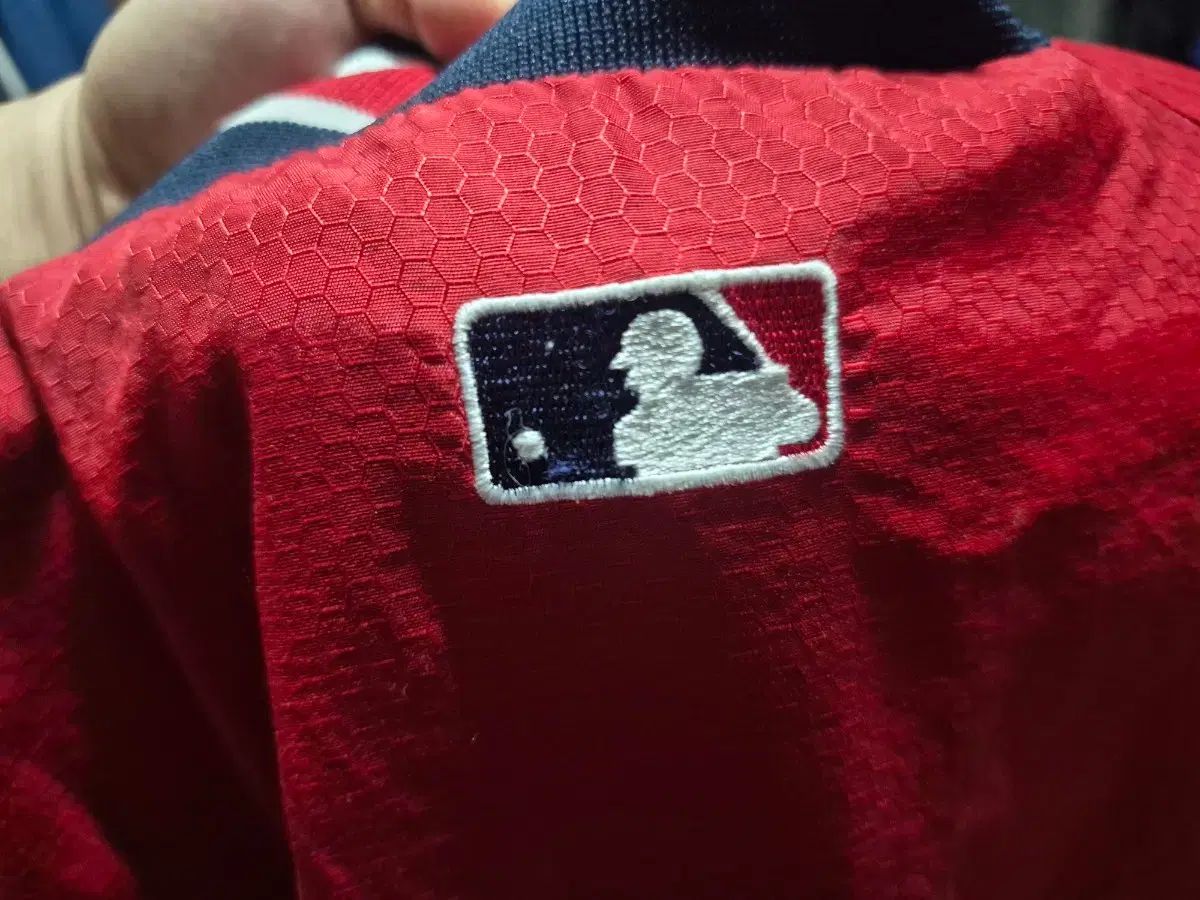  00 s マジェスティック LAエンゼルス ダグアウト IN ジャケット L その他 ウェア