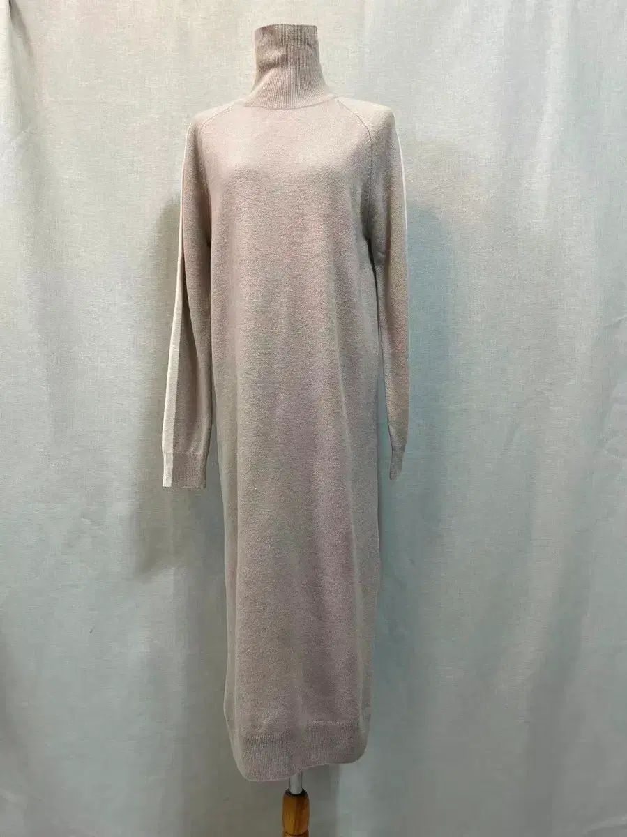 V Lounge ニット ロング ONE PIECE