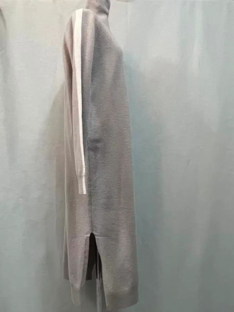 V Lounge ニット ロング ONE PIECE