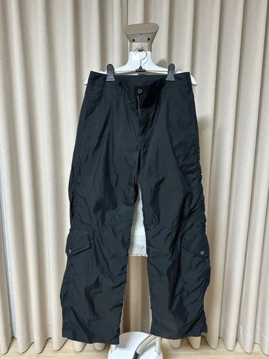 クアー DIAGONAL フラップ ポケット パンツ S