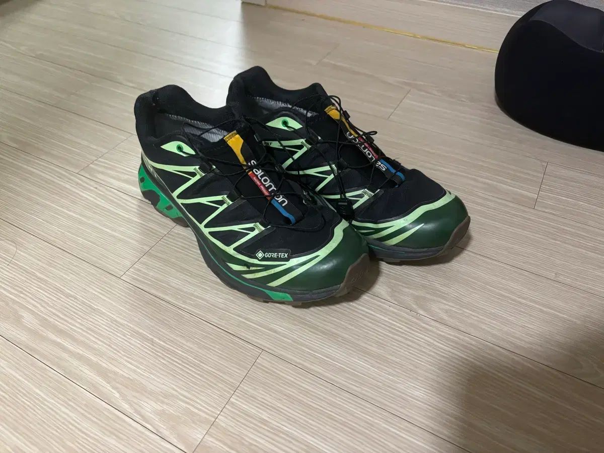 SALOMON サロモン xt 6