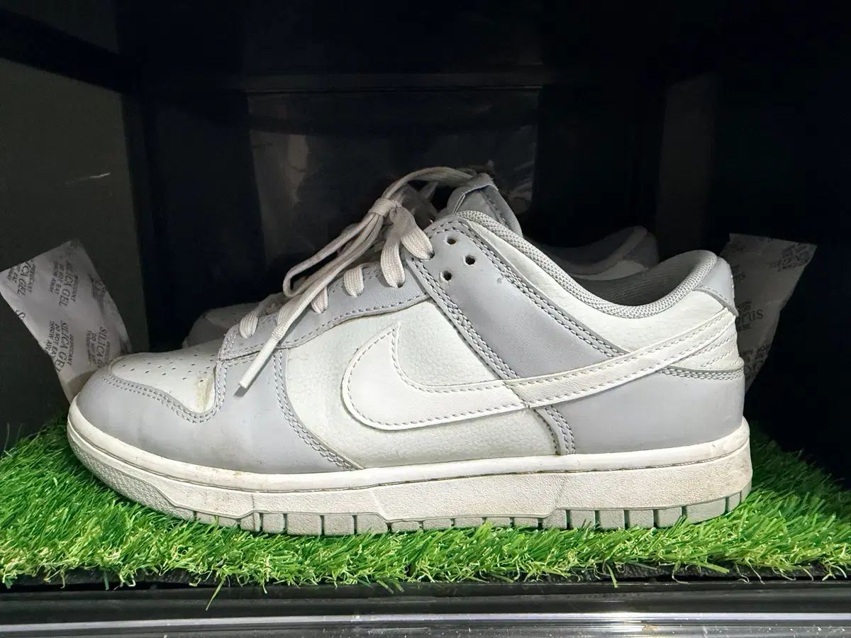 ナイキ ダンク ロー レトロ ウルフ グレー