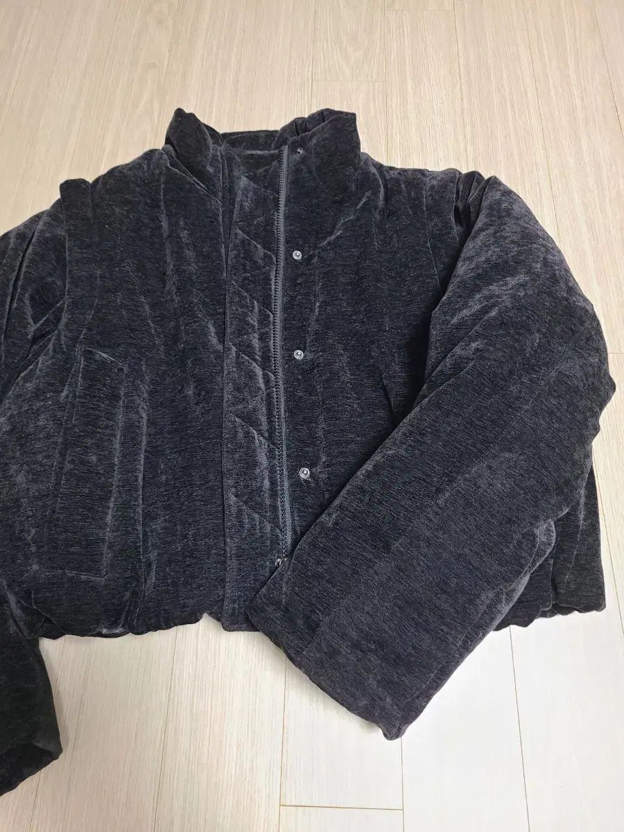 ブンダーカンマー ツーウェイ ツアーベルベット クロップド ダウン ブラック