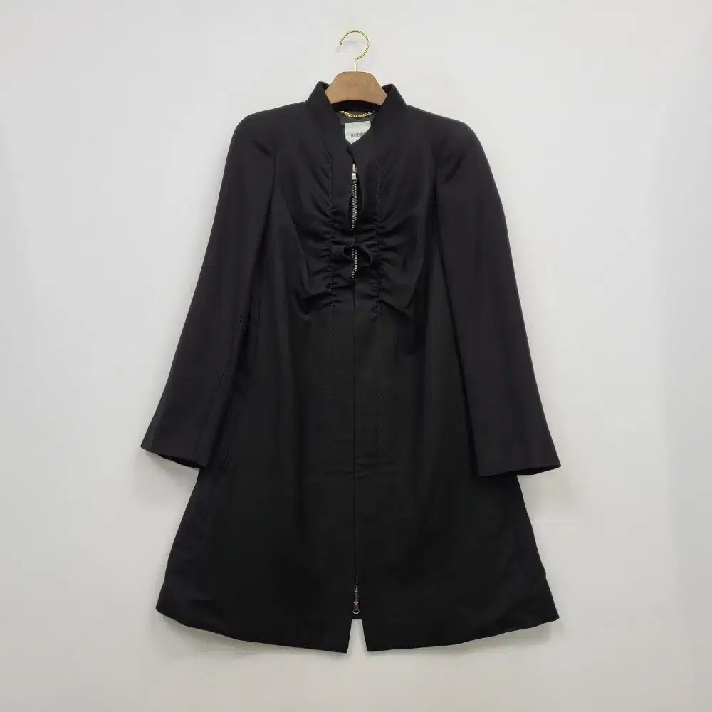 モスキーノ/95/フリル ウール ジップアップ コート/ブラック コート