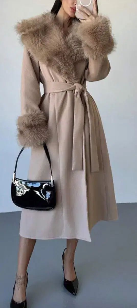 jouetie ベージュファーコート ストア 新品 ファー ロング ベルト コート ベージュ ファーコート