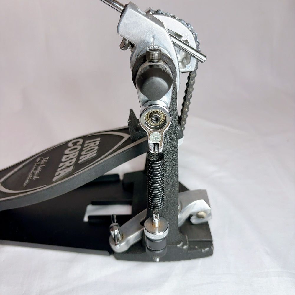 DRUM PEDAL
