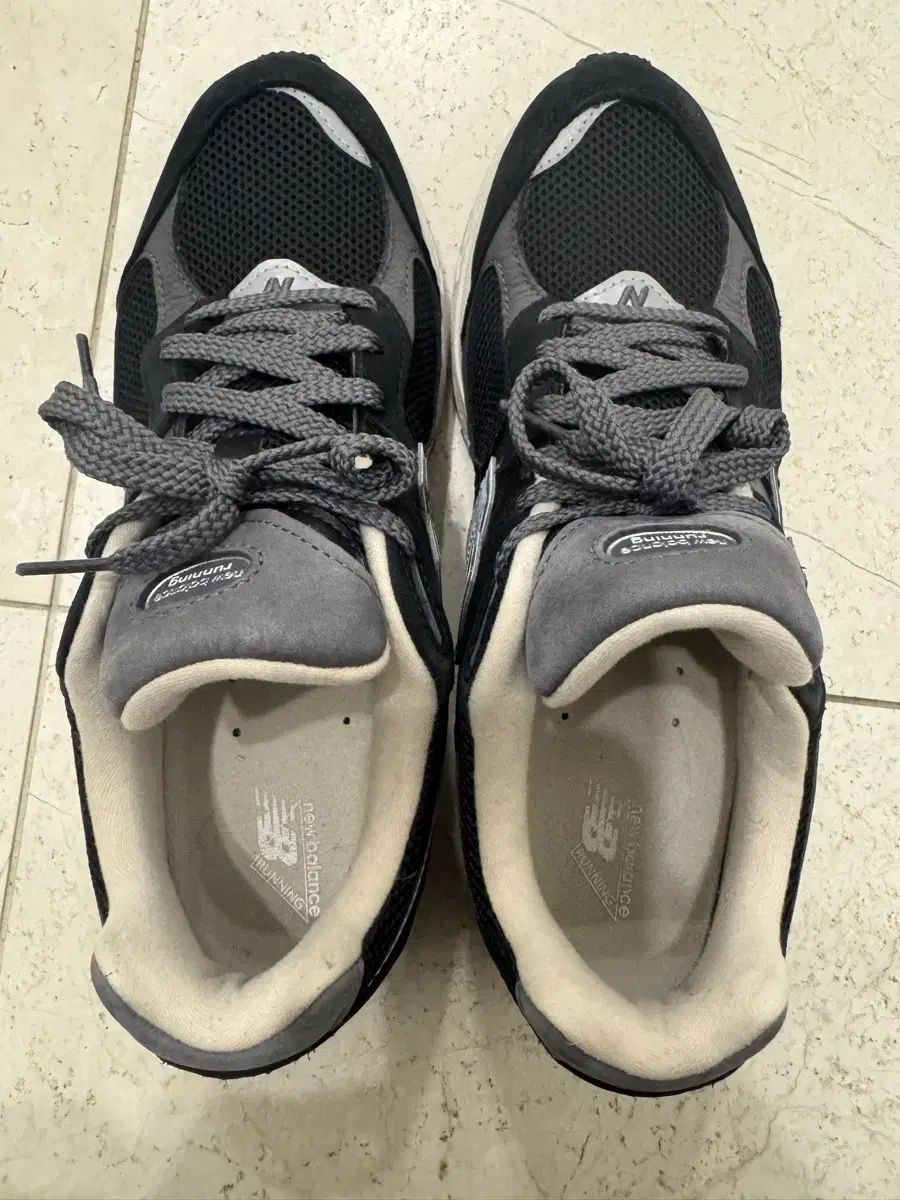 ニュー ンス 2002 R ヴィンテージ ブラック