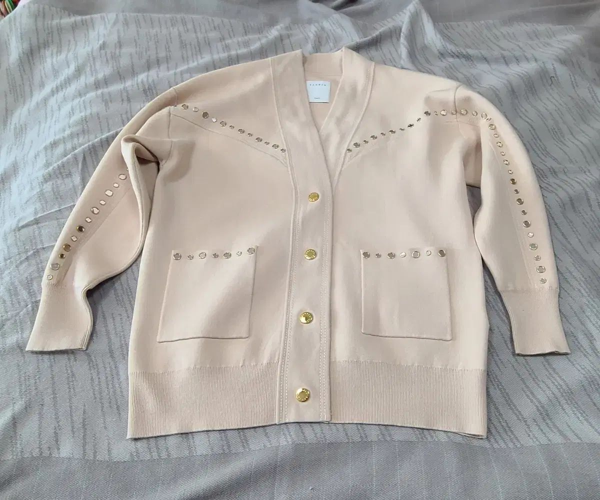 サンドロ カーディガン - メルカリ