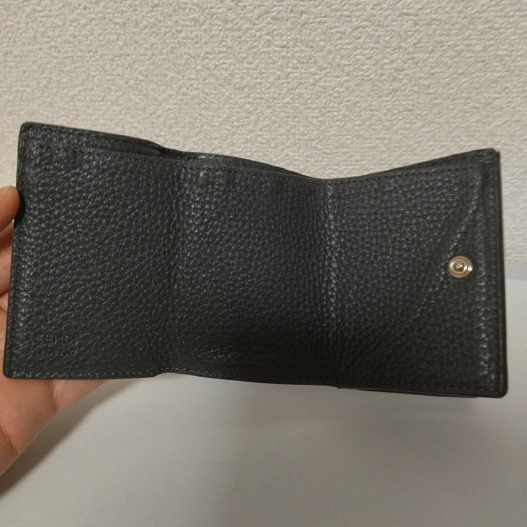 美品　フェンディ　三つ折り財布　コンパクトウォレット　グレー　ブラック 美品 フェンディ 三つ折り財布 コンパクトウォレット グレー ブラック