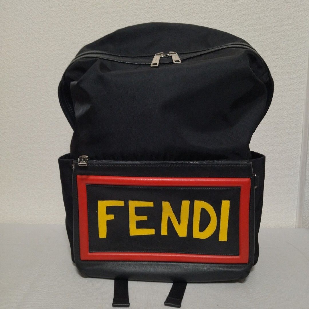 美品】フェンディ リュックサック ナイロン ブラック 7VZ035 - メルカリ