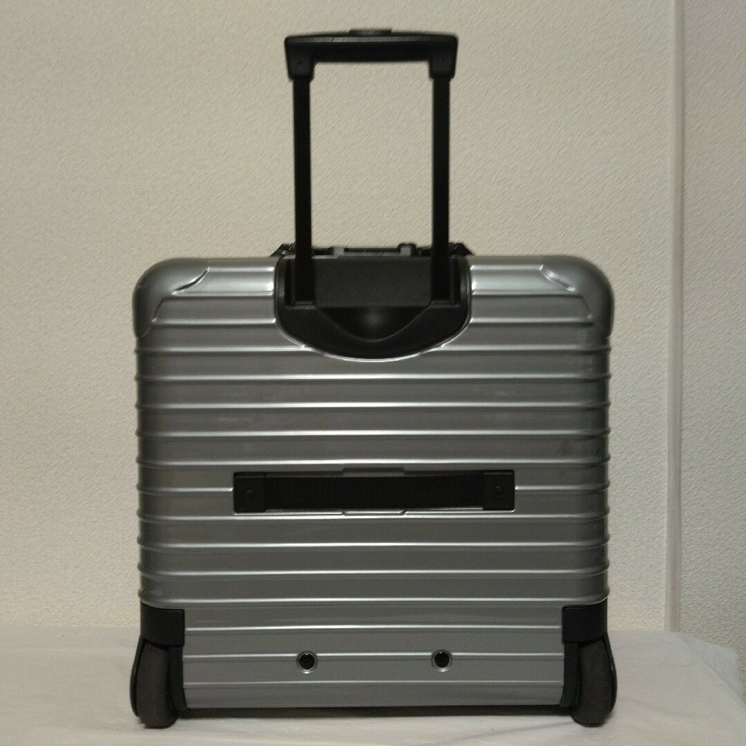 【美品】 リモワ サルサ スーツケース ビジネストローリー 2輪 25L 希少品 リモワ サルサ ビジネストローリー スーツケース 25L 2輪 シルバー