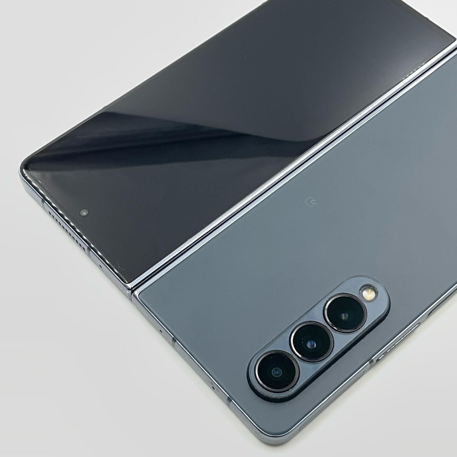 SAMSUNG Galaxy Z Fold4 256GB グレイグリーン au SCG16 動作確認済