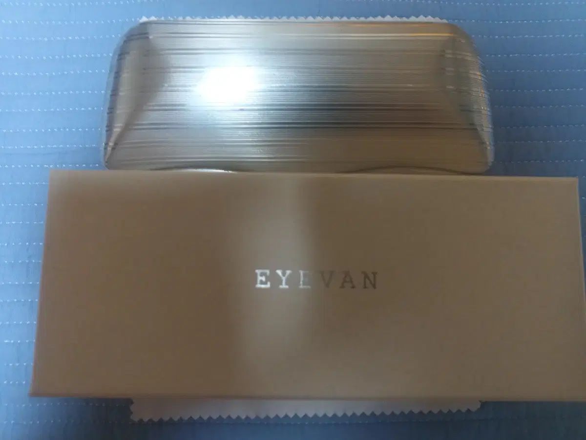  アイヴァン 7285 XOC シルバー サングラス 小物