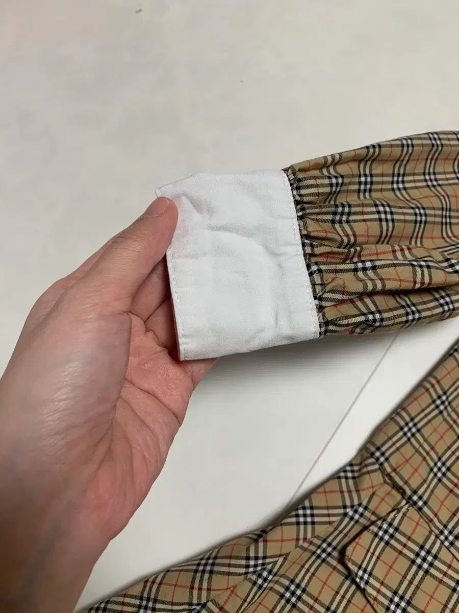 バーバリーキッズワンピース 6 y