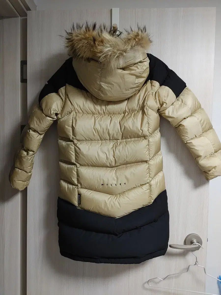 グースロングダウン