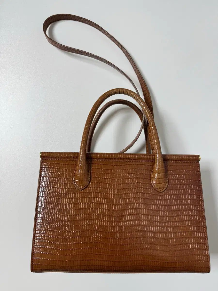 トゥッティエ パラレル ミニ リザード ブラウン