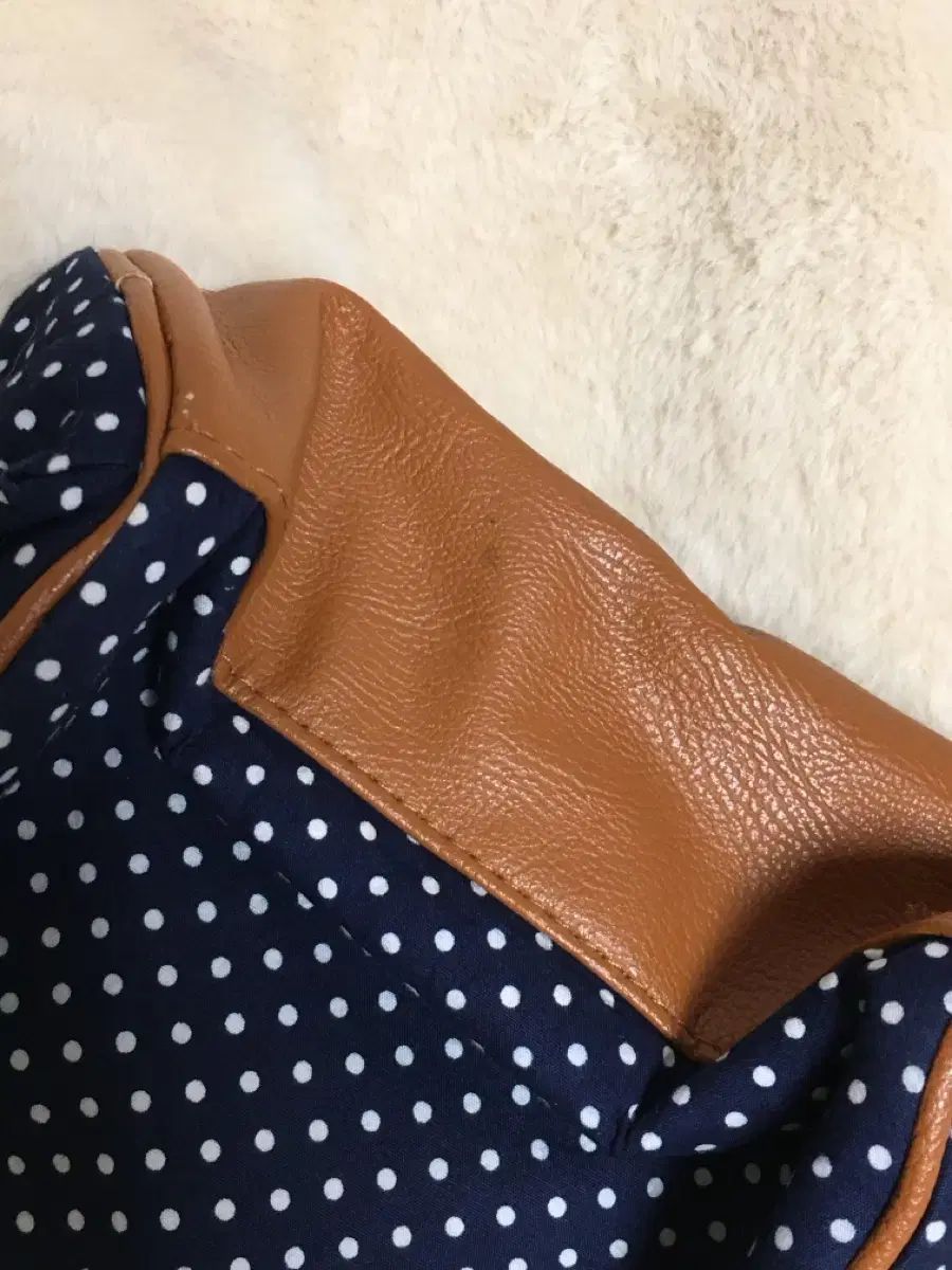 ドリーミー ピンタレスト ヴィンテージ チャーム ラテギャル ドット クロスバック バッグ