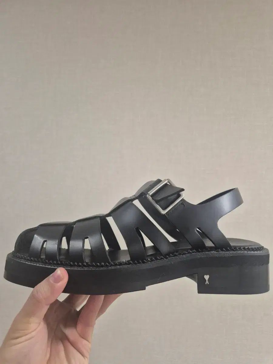 42 AMI アミ フィッシャーマン サンダル