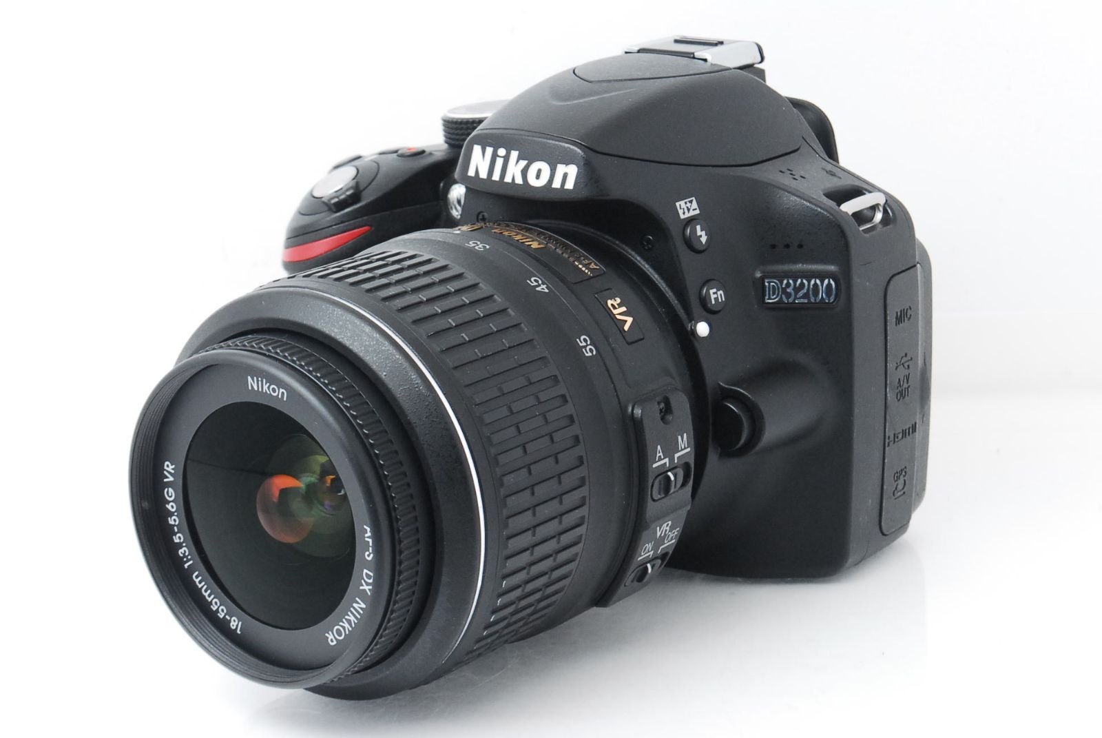 ☆超高画質！！初心者・女性オススメ！ショット数2146回☆ニコン D3200