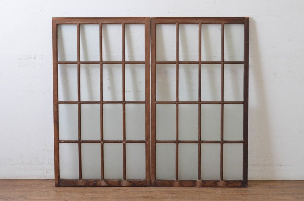 現状販売 窓 セット アンティーク建具 面取り桟 上手物 ガラス戸 引き戸 4～7営業日前後で発送 修理加工希望の方3ヶ月程で発送 R-065262