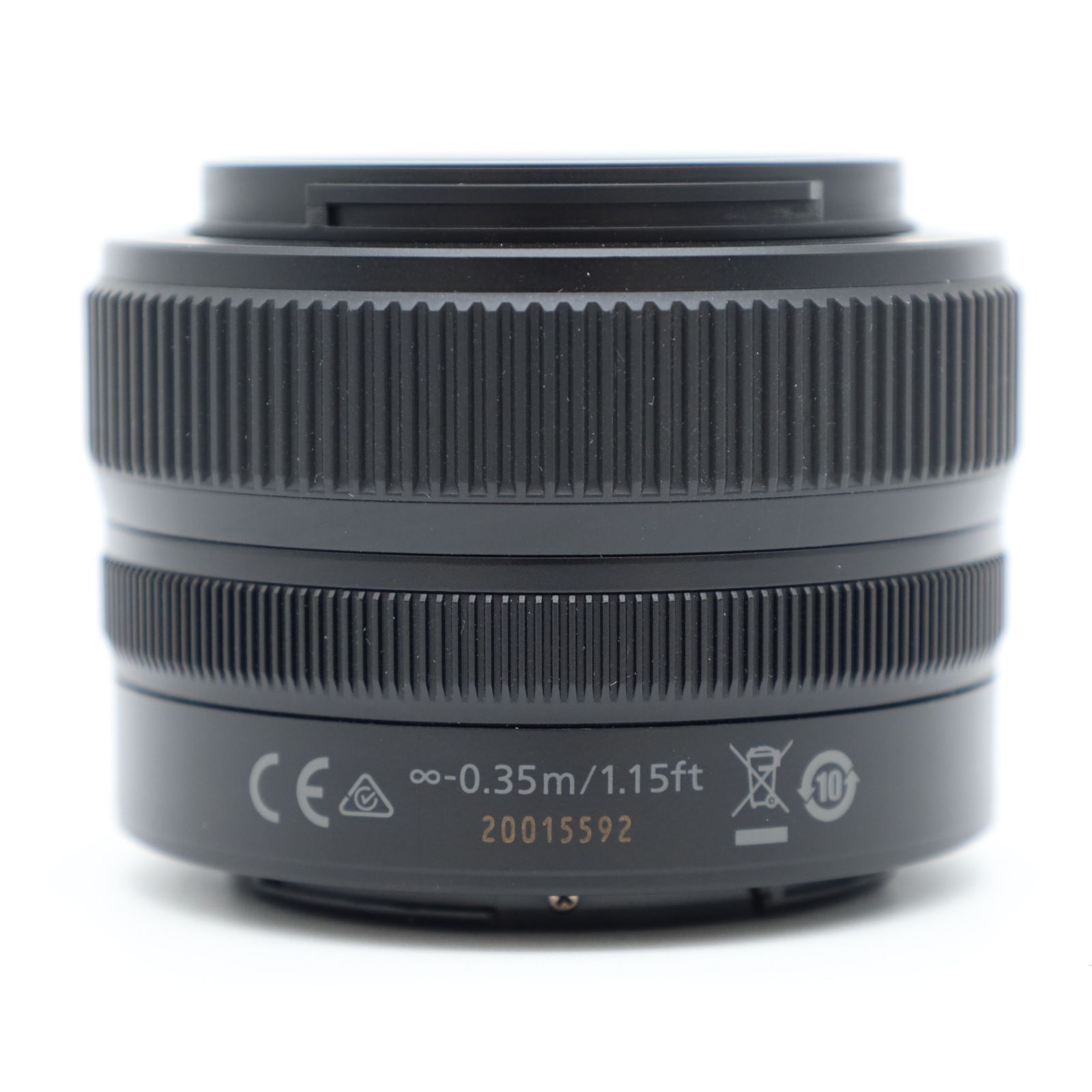 フルサイズ対応 小型軽量