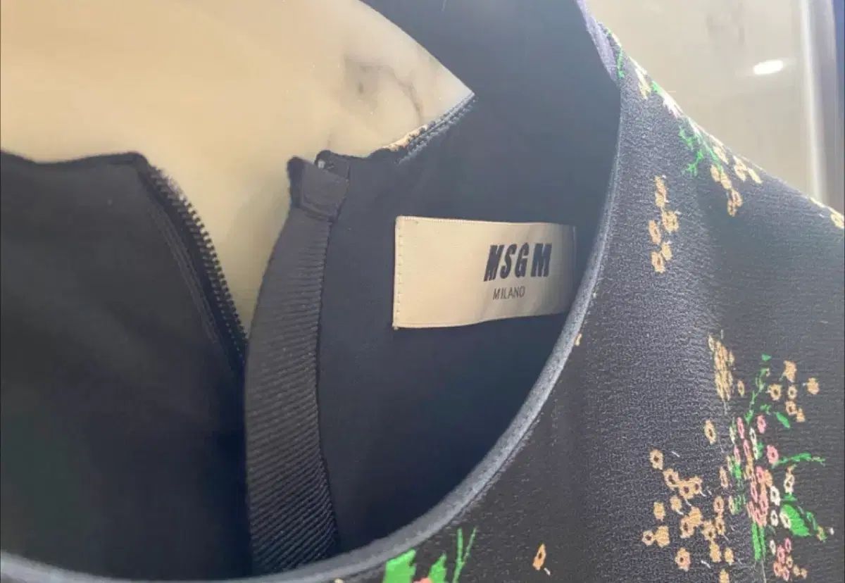  MSGM フラワー フェザー ONE PIECE made in italy 長袖 七分袖 ひざ丈ワンピース