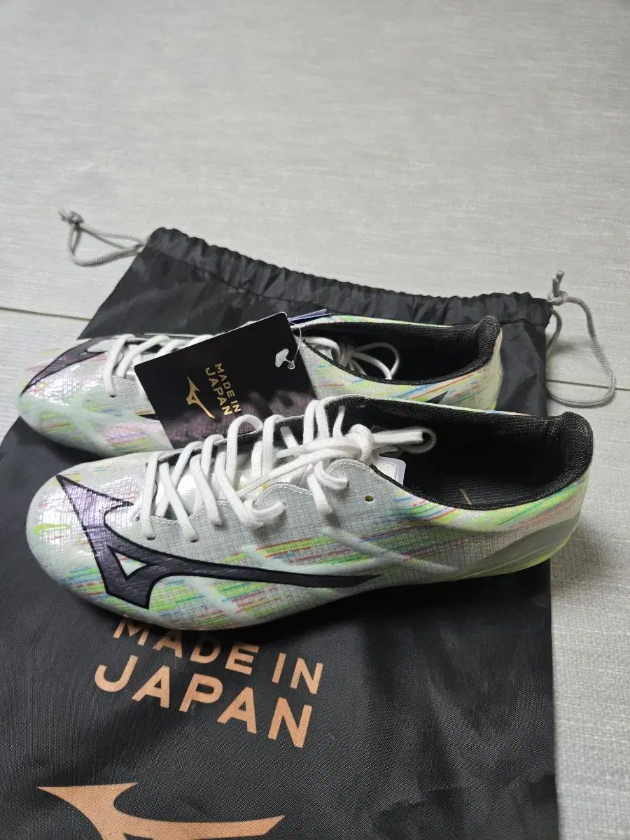 ミズノ アルファ2 JAPAN 255