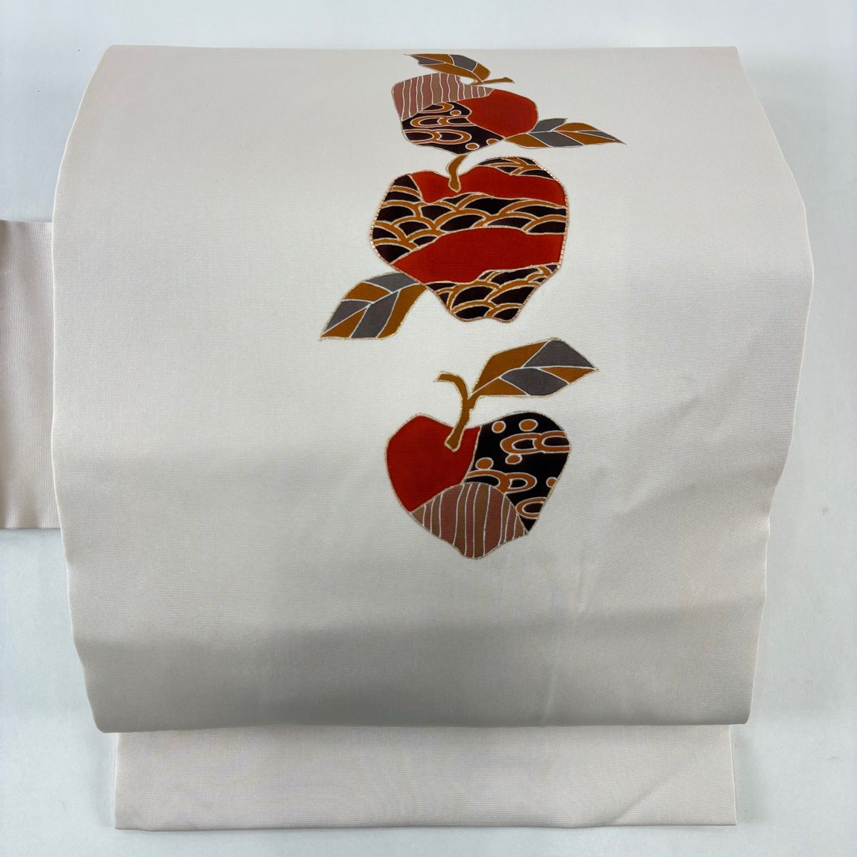 手描き手織り作家物 どんぐり ベージュ 名古屋帯 正絹 スリーシーズン 手描き手織り作家物 どんぐり ベージュ 名古屋帯 正絹 スリーシーズン