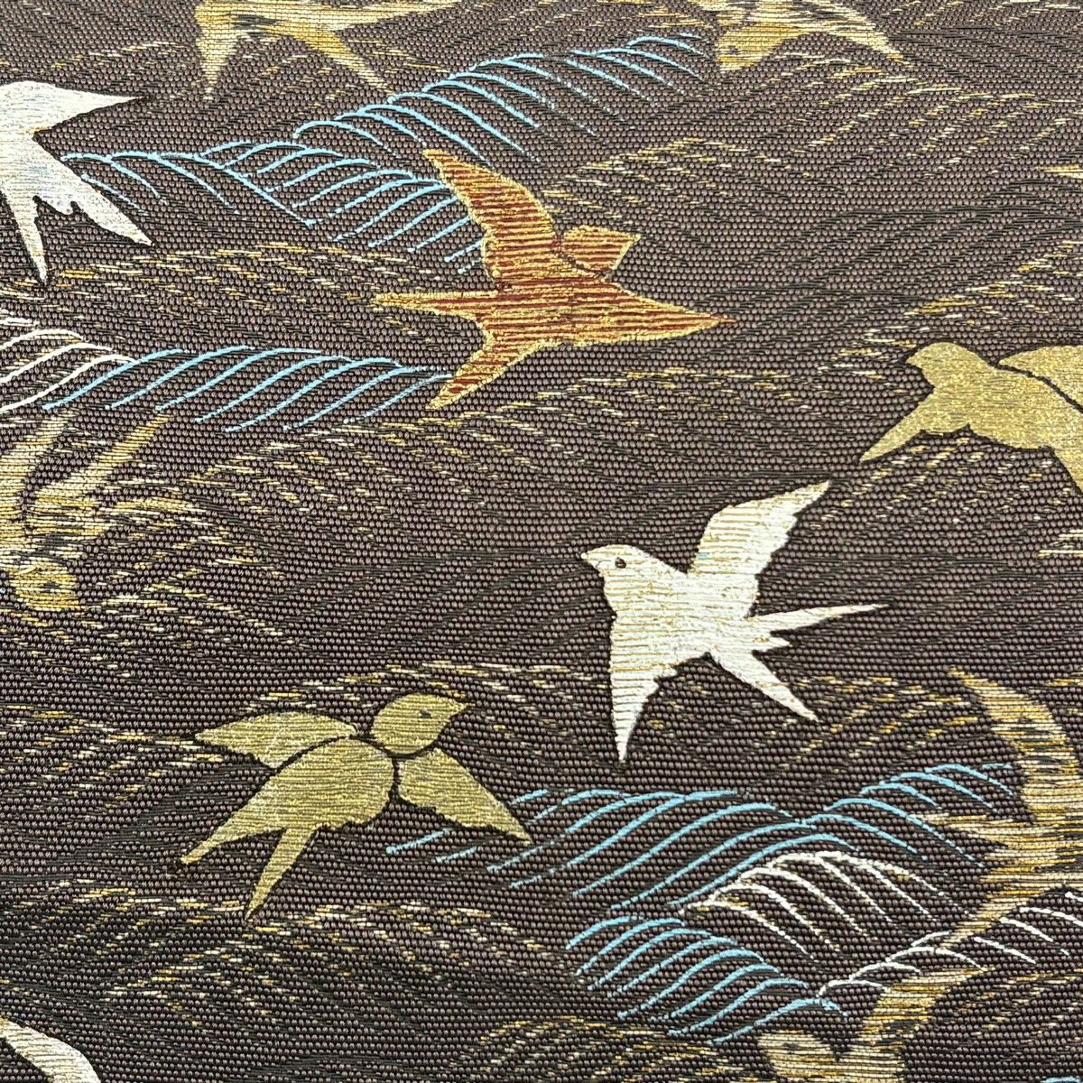 美品】 袋帯 名品 鳥 波 箔 灰茶 お太鼓柄 正絹 【中古】 - メルカリ