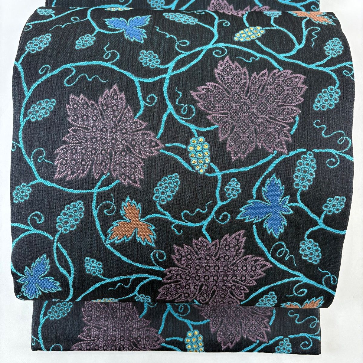 美品】 袋帯 名品 夏帯 葡萄唐草 箔 墨色 六通 正絹 【中古】 - メルカリ