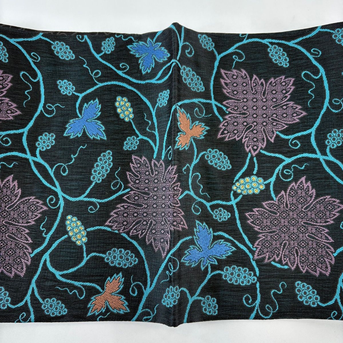 美品】 袋帯 名品 夏帯 葡萄唐草 箔 墨色 六通 正絹 【中古】 - メルカリ