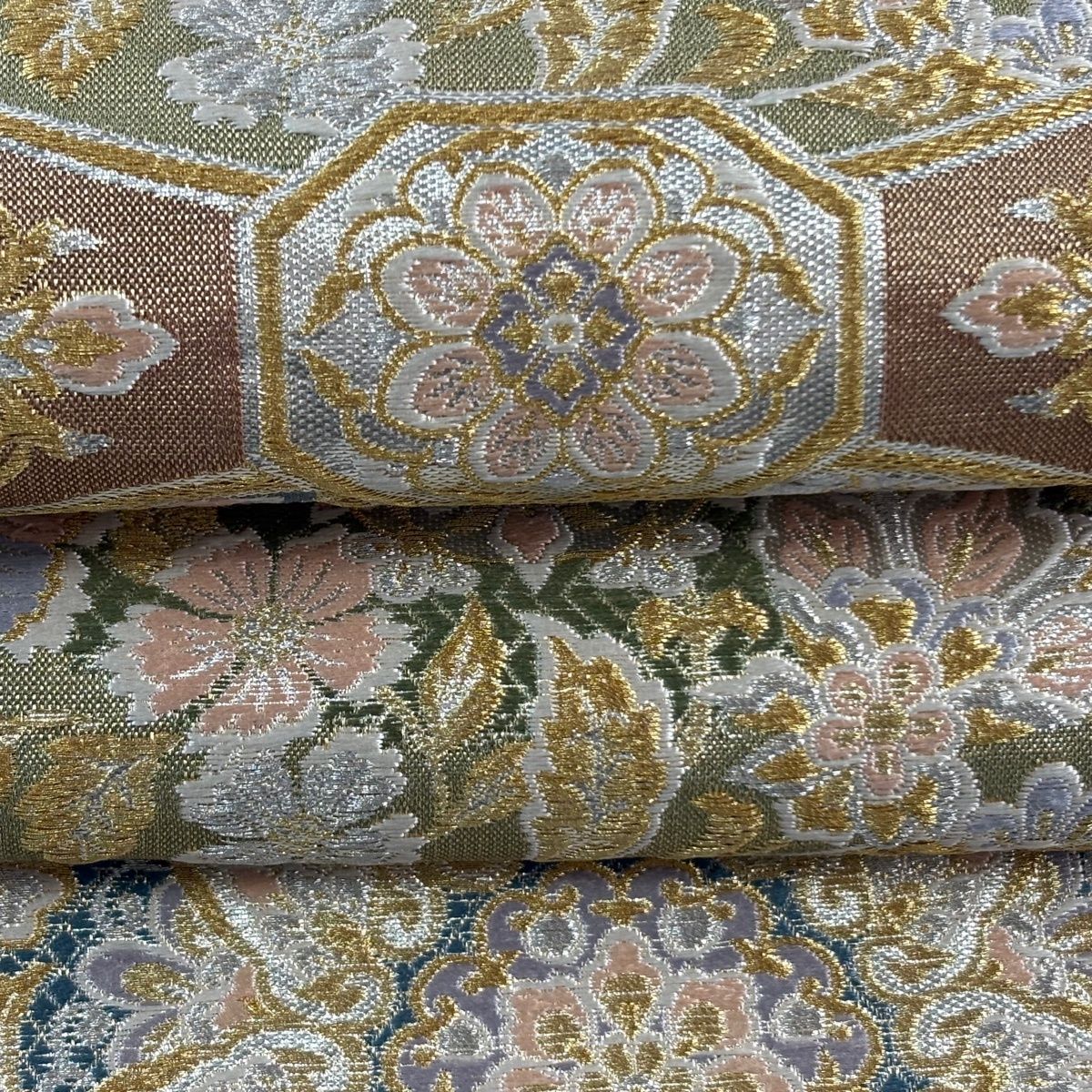 美品】 袋帯 名品 華文 亀甲 金銀糸 箔 ベージュ 六通 正絹 【中古