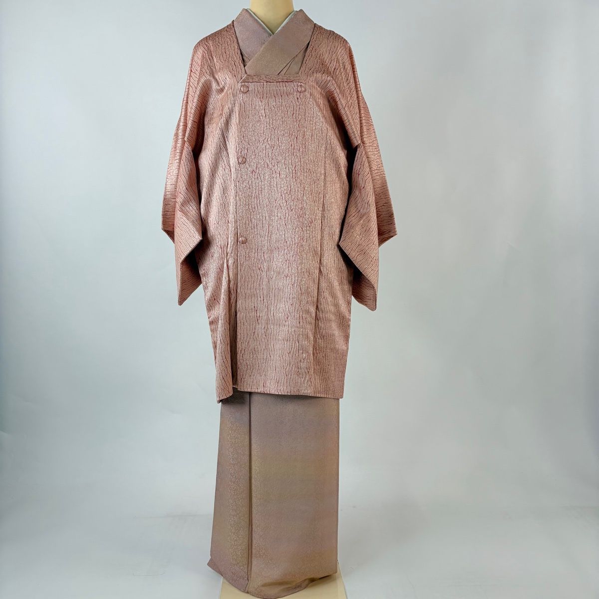 道行 身丈96 cm 裄丈65 M 和装コート 角衿 幾何学模様 絞り ピンクベージュ 正絹 秀品