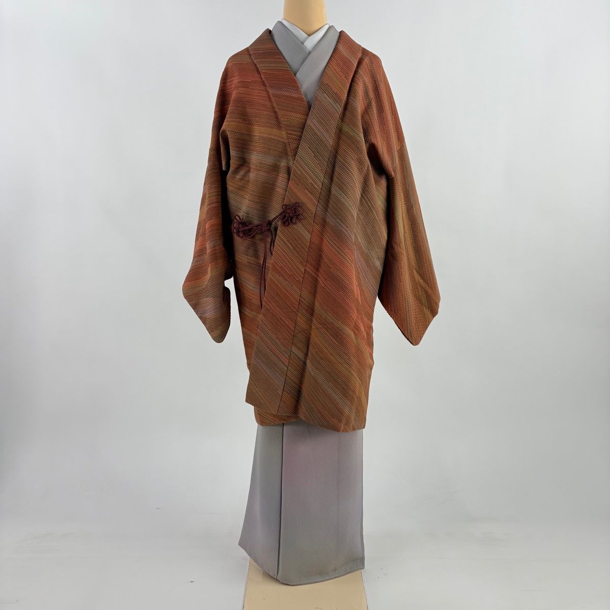道中着 身丈95 cm 裄丈66 M 和装コート 落款 斜縞 幾何学模様 ぼかし 赤茶 正絹 秀品