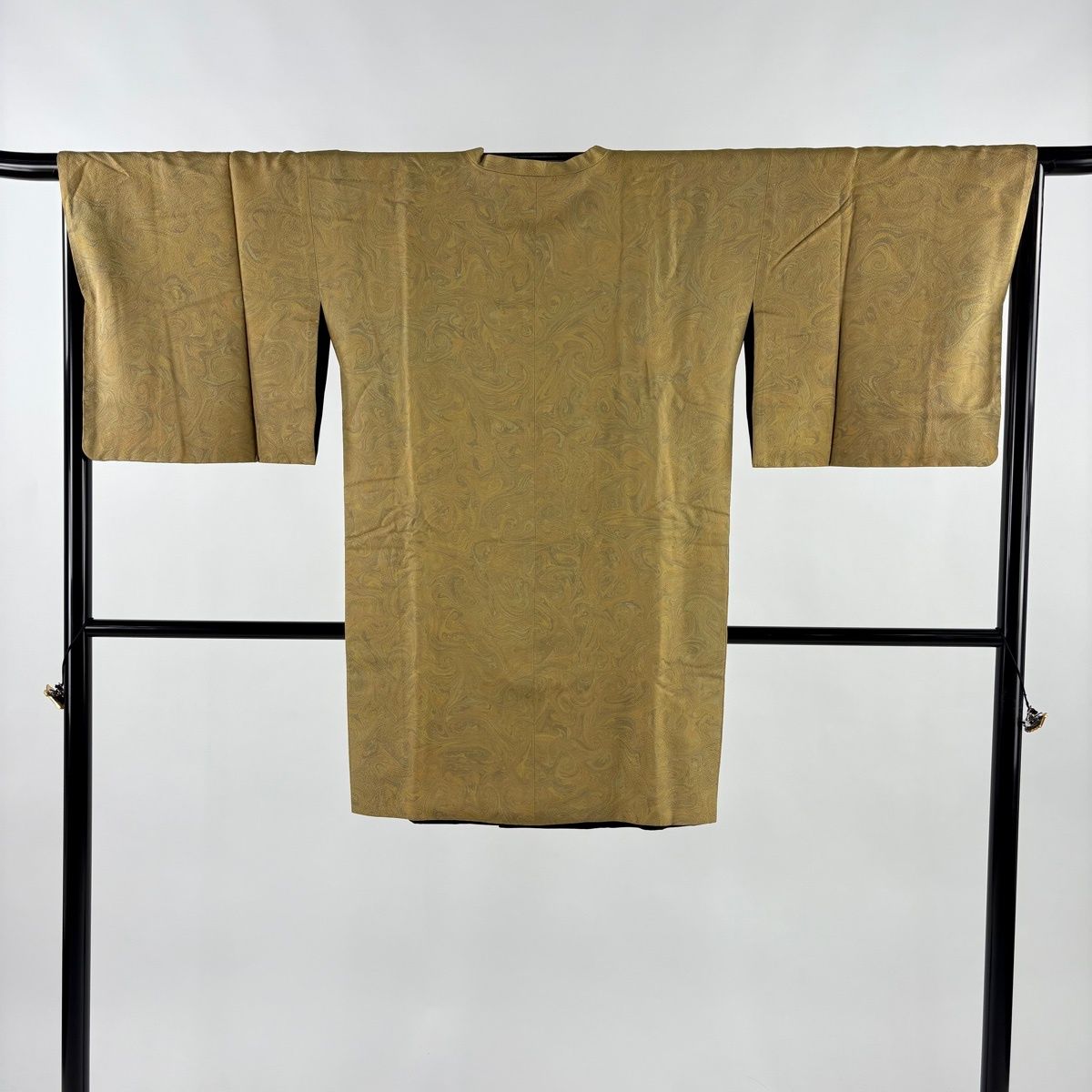 道行 身丈93 cm 裄丈66.5 M 和装コート 角衿 墨流し 縮緬 黄土色 正絹 秀品
