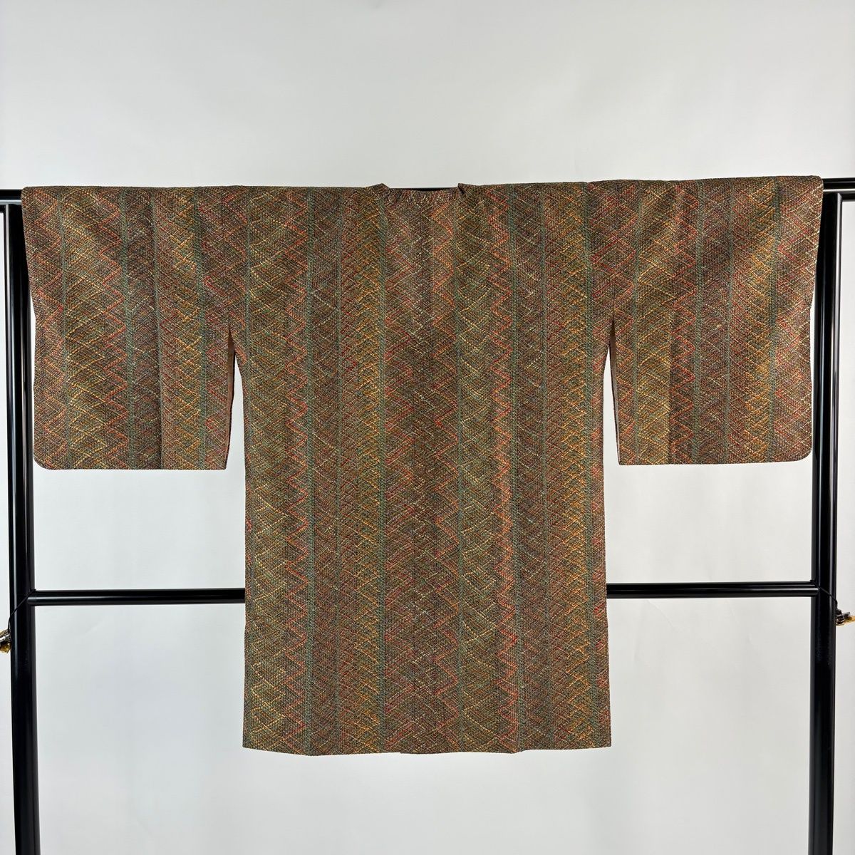 道行 身丈92 cm 裄丈65 5 M 和装コート 角衿 縞 幾何学模様 茶緑色 正絹 秀品