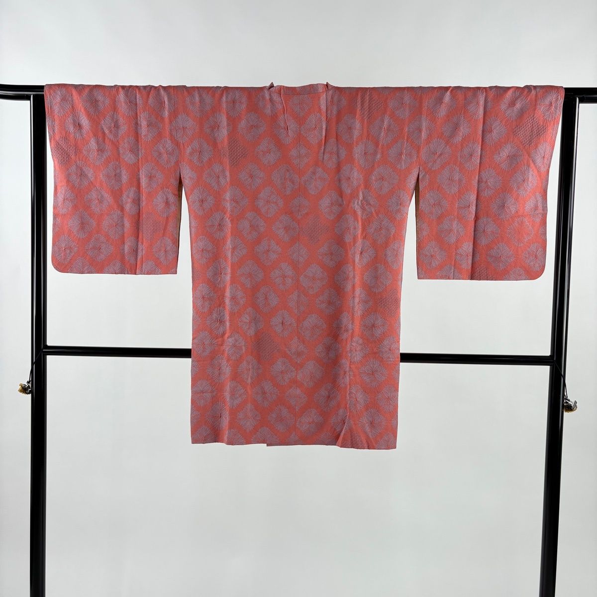 道行 身丈89 cm 裄丈63 5 S 和装コート 角衿 花 地紋 絞り ピンクベージュ 正絹 秀品