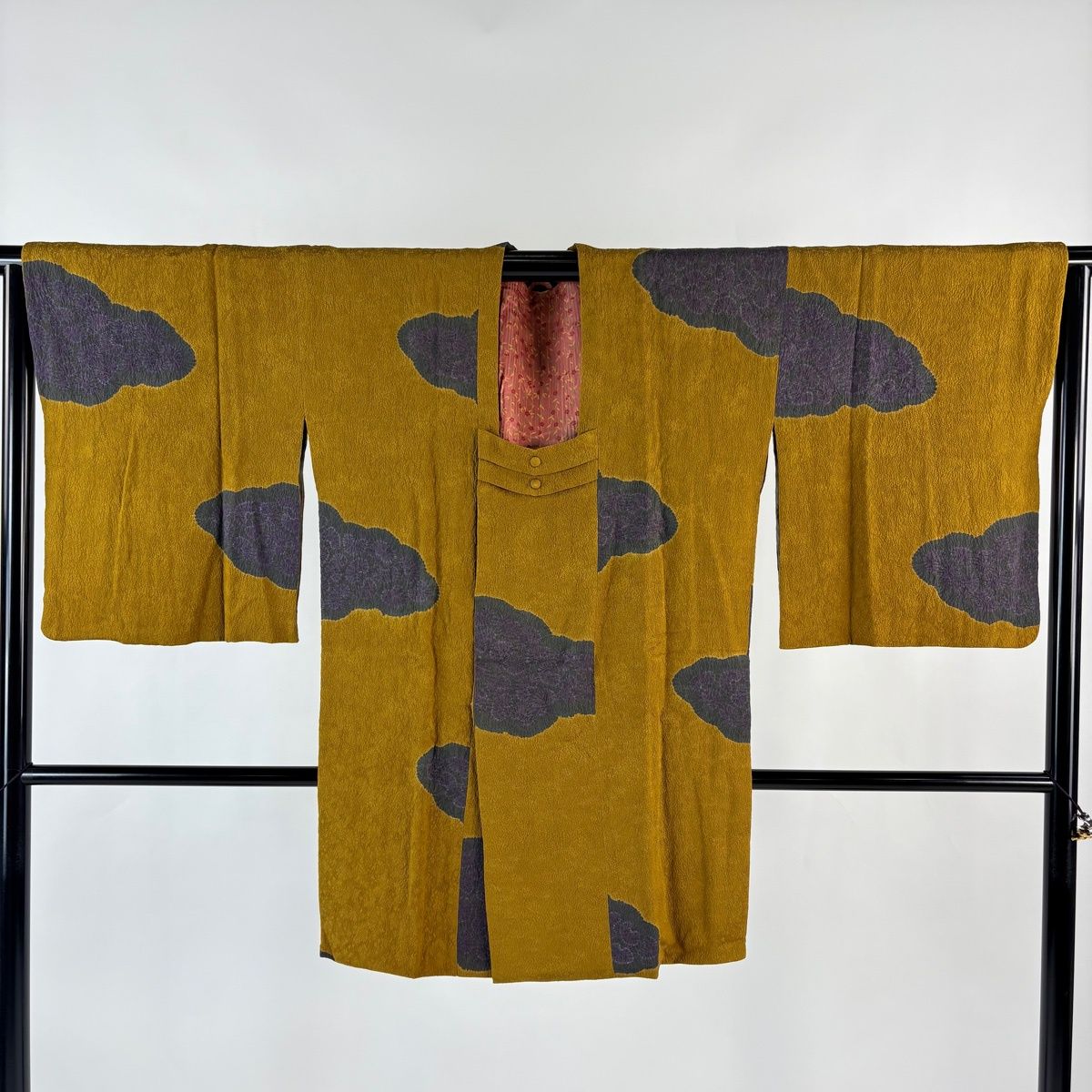  道行 身丈91 cm 裄丈65 M 和装コート 角衿 雲文 絞り 山吹茶色 正絹 秀品 羽織 着物 浴衣